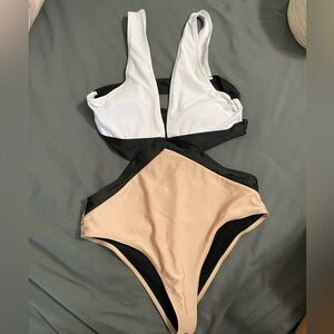 SHEIN Black and Cream Bathing suit